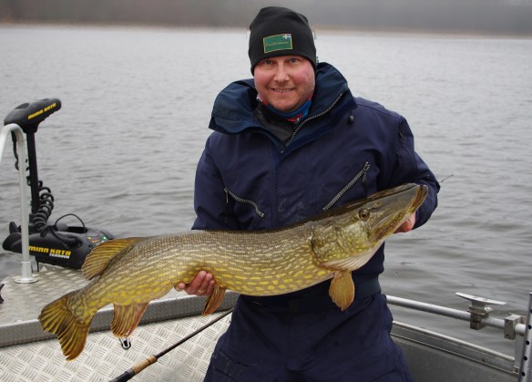 Håkan med 9,3 kg 105 cm